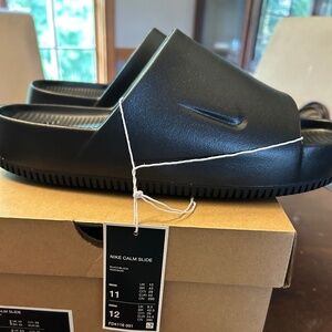 Nike calm slide